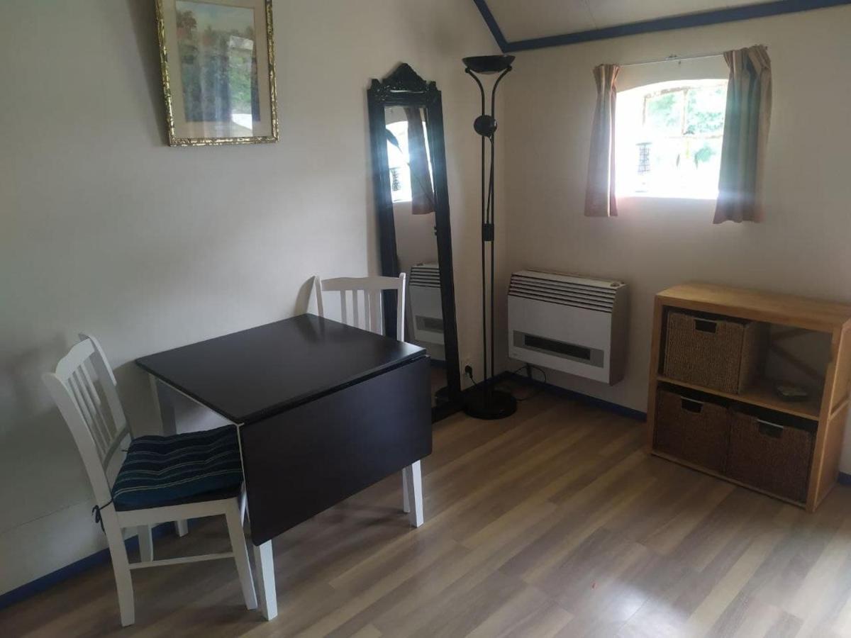 Logeerruimte In Gerenoveerde Boerderij In Wachtum公寓 外观 照片